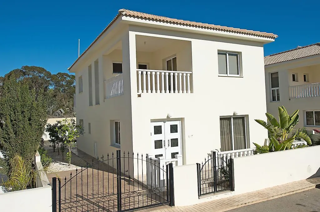 Hara Nissi Beach Villas Ayia Napa